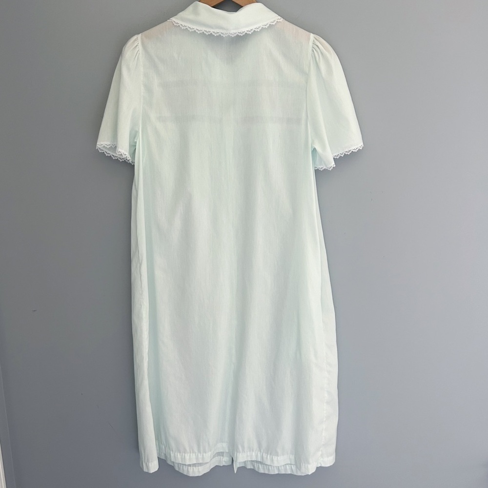 🌷 VINTAGE 60’s Character Nightgown Light Green Embroidered - Picture 2 of 7